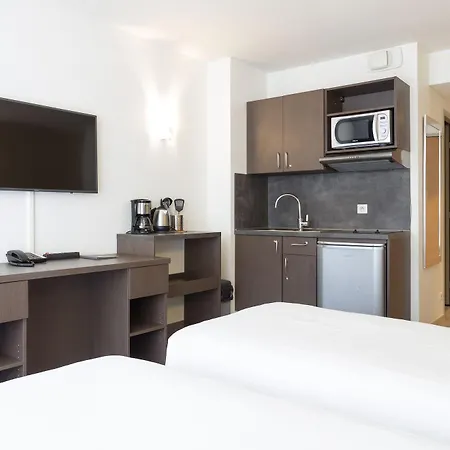 Les Loges Du Park - Hoteliere エクスレバン