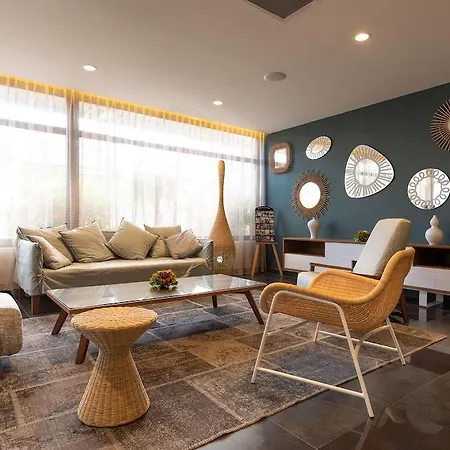 Les Loges Du Park Lägenhetshotell