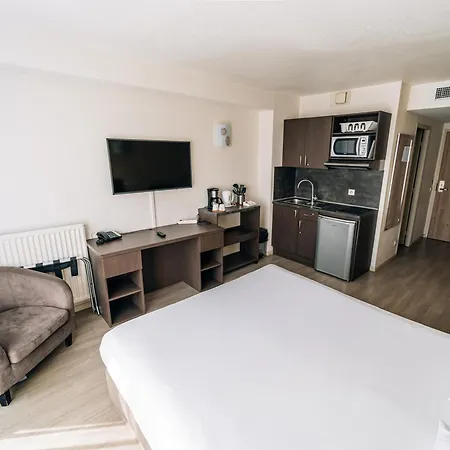 Les Loges Du Park Lägenhetshotell 3*