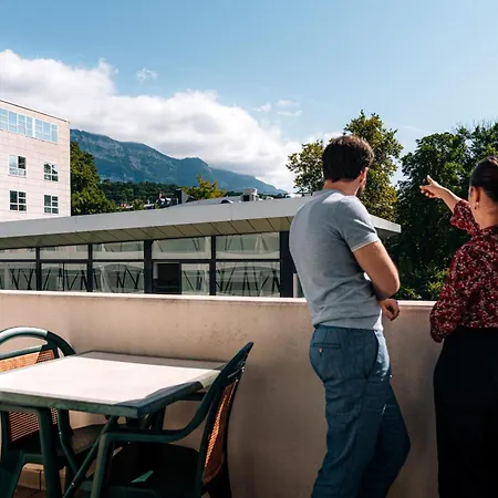 Les Loges Du Park - Hoteliere 엑스레뱅