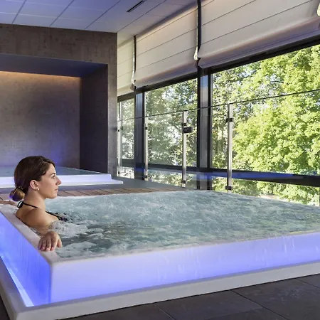 Les Loges Du Park - Hoteliere アパートホテル エクスレバン