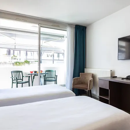 Les Loges Du Park - Hoteliere 3* エクスレバン