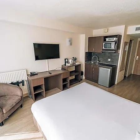 Les Loges Du Park - Hoteliere