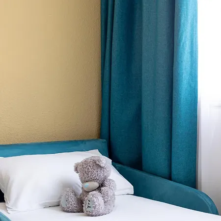 アパートホテル Les Loges Du Park - Hoteliere エクスレバン
