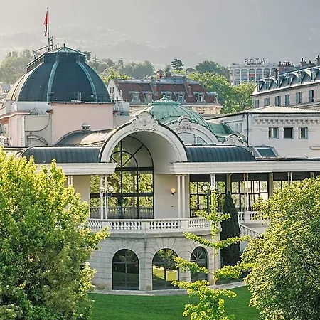 Ξενοδοχείο με διαμερίσματα Les Loges Du Park - Hoteliere Εξ Λε Μπαν