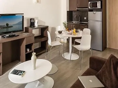 Les Loges Du Park - Hoteliere Апарт-отель 3*